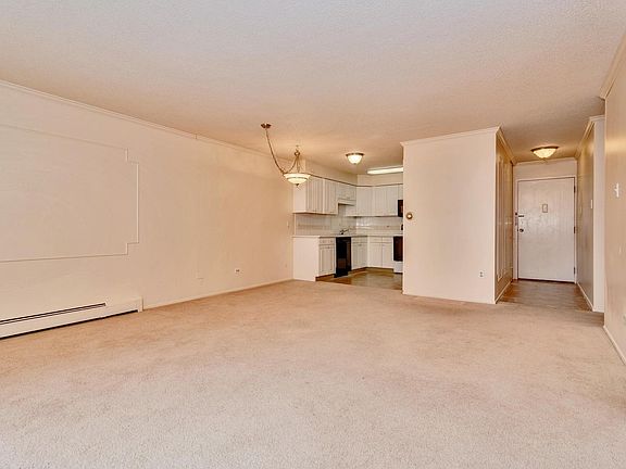 3rd image of 795 S Alton Way Unit 4B