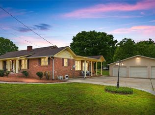 136 S K Fork Rd, Madison, NC 27025