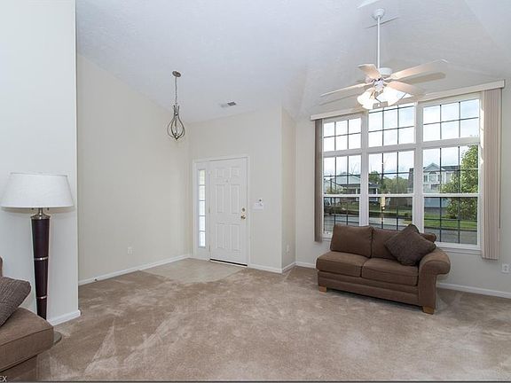 2nd image of 1255 Juniper Ct
