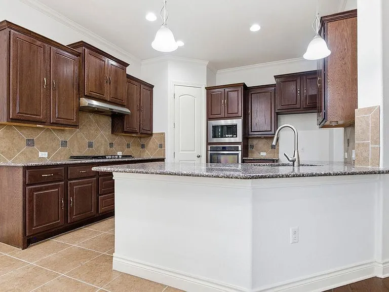 15004 Iveans Way — Photo 14