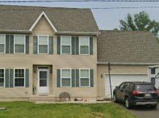 570 Grady Ave, Warrington, PA 18976