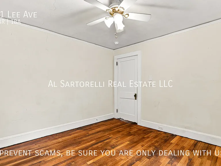 31 Lee Ave — Photo 16