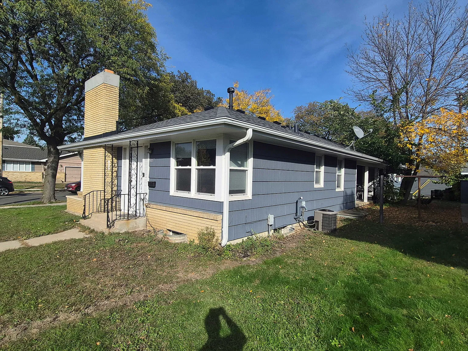 3 bed, 1573 sqft, $2,595 — Photo 1