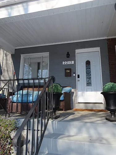 2213 13th St NE Photo 1
