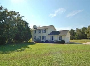 4692 Crossbend Rd, Mc Leansville, NC 27301