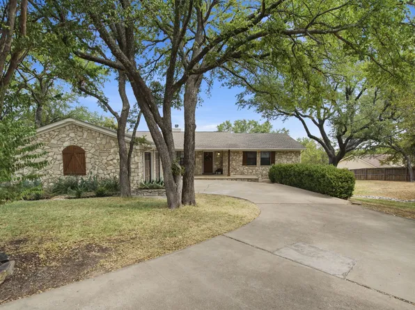 8703 Dunleith Ct, Granbury, TX 76049