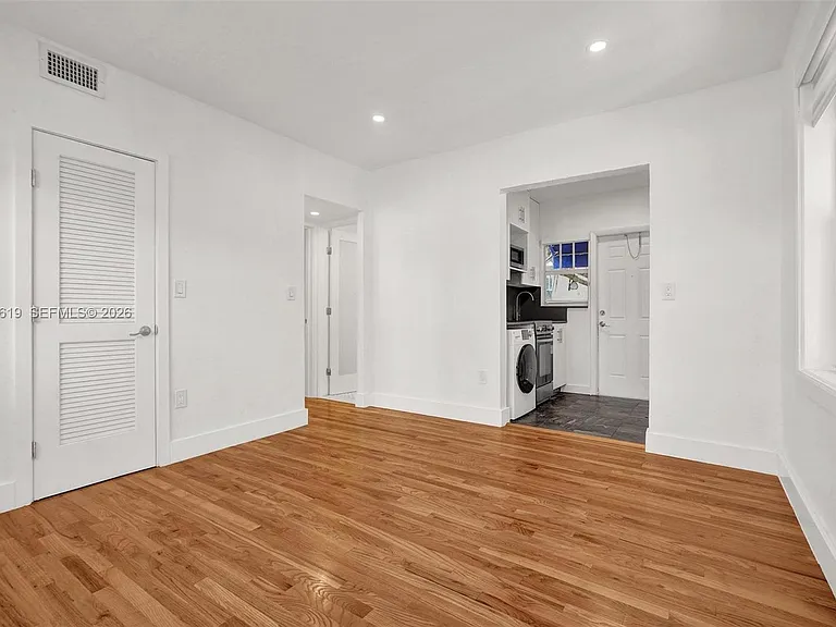 935 Meridian Ave #2 — Photo 13