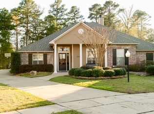 305 Decatur Ct, Shreveport, LA 71106