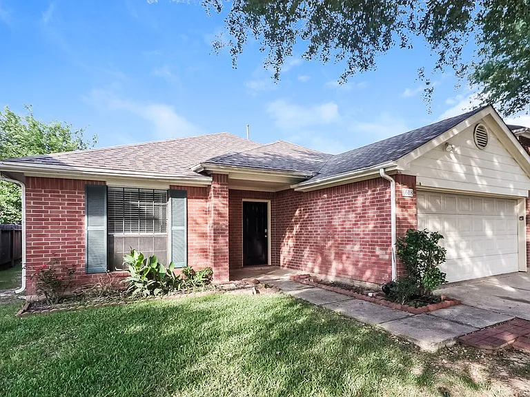 6618 Sutton Meadows Dr — Photo 3