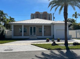 3220 SW 21st St #1, Miami, FL 33145