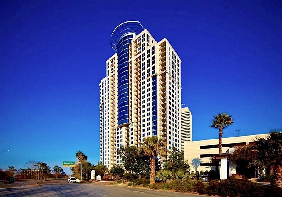 1st image of 3333 Allen Pkwy Unit 1907