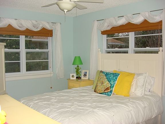 3rd image of 1100 Shoreline Dr APT 216