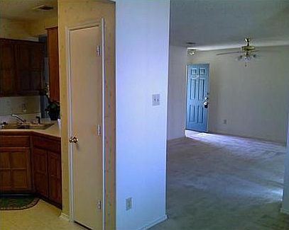 3rd image of 125 NE Johnson Ave APT 13