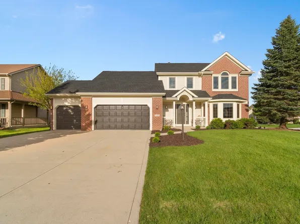 2335 Pine Point Cv, Fort Wayne, IN 46814