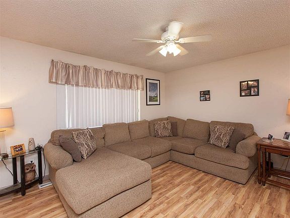2nd image of 3023 Hill Ct