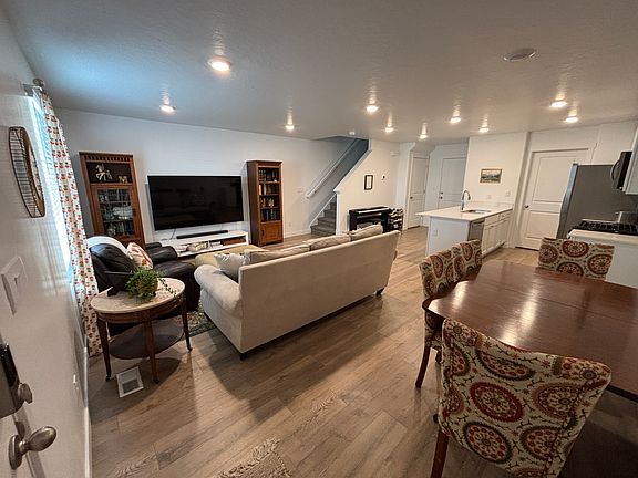 3rd image of 575 W 1920 S Unit 1142