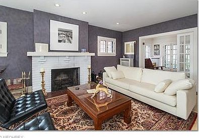 4th image of 2285 Delaware Dr