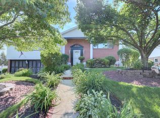 202 Ridgewood Rd, Easton, PA 18045