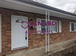 700 N Water Ave #4, Bolivar, MO 65613
