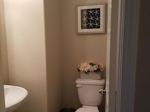 3rd image of 1361 Bonnie Cove Ave