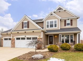 216 Tuckahoe Ct NE, Grand Rapids, MI 49546