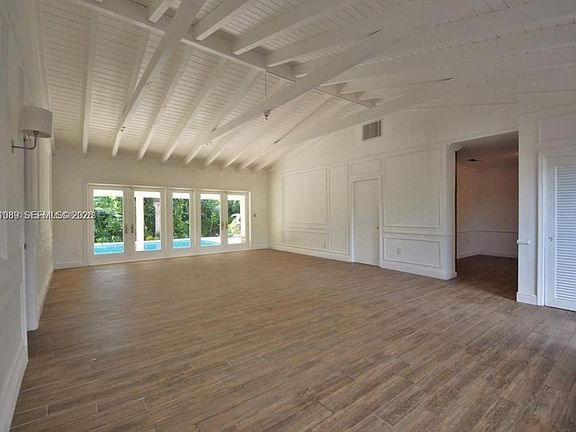 2nd image of 510 Bird Rd