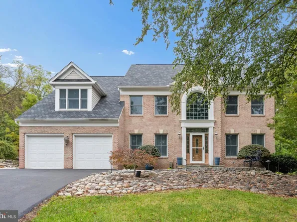 3403 Tudor Dr, Adamstown, MD 21710