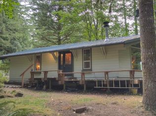 72390 E Smith Loop, Rhododendron, OR 97049