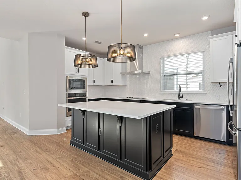 6504 Barnstorm Way — Photo 13