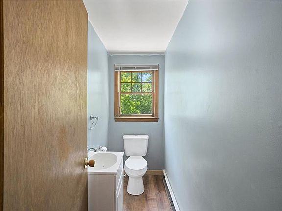 5th image of 5 Ascension St #A