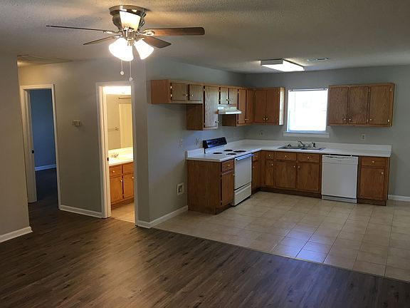 5th image of 21 Dodd Blvd #B