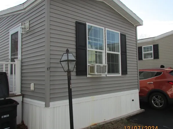 17 Cynthia Cir, Weymouth, MA 02188