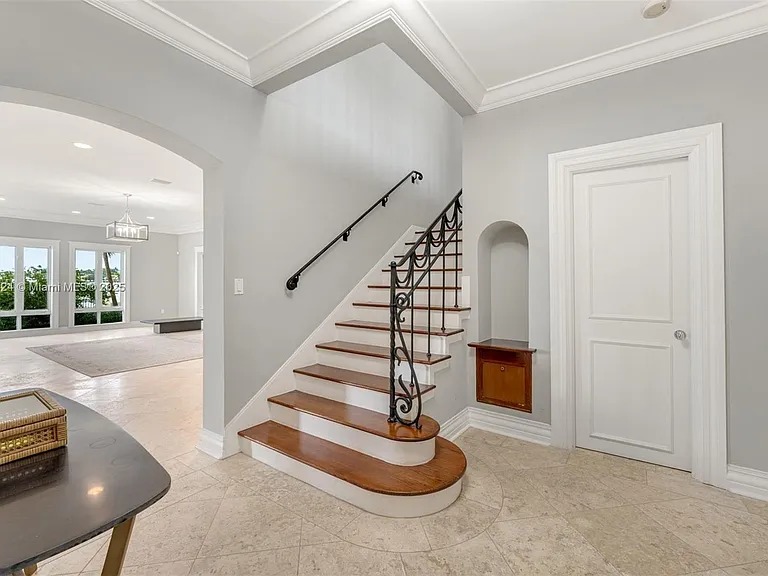 11 E Rivo Alto Dr — Photo 19