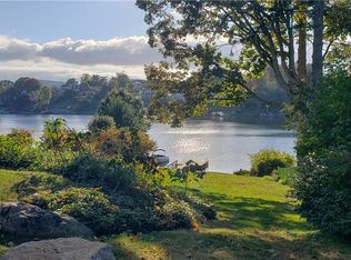 10 Kellogg St, Brookfield, CT 06804