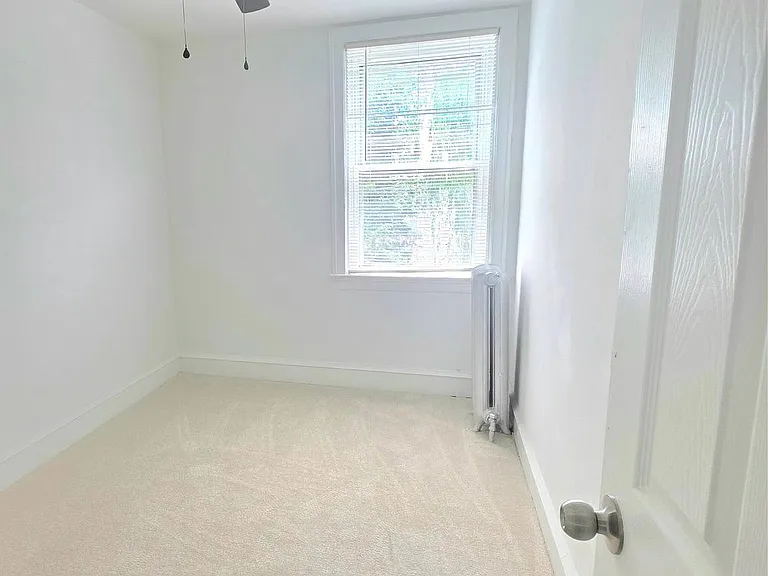 1108 E Stafford St — Photo 23