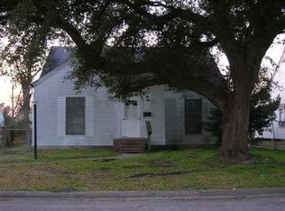 3325 13th St, Port Arthur, TX 77642