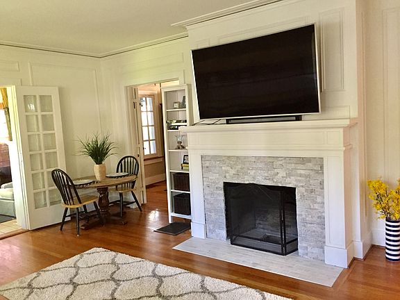 4th image of 112 Wisteria Dr