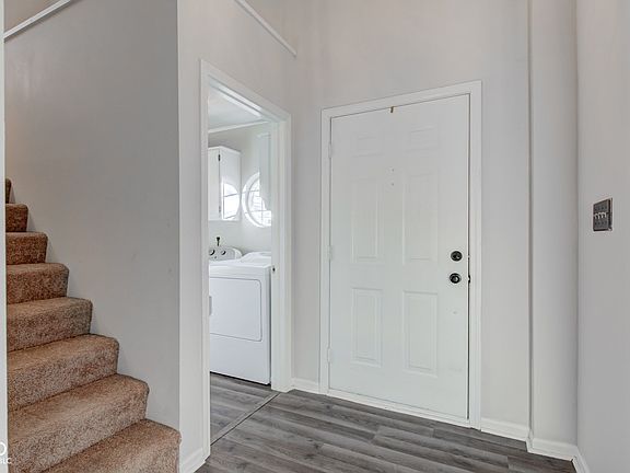 3rd image of 6420 Hunters Green Ct