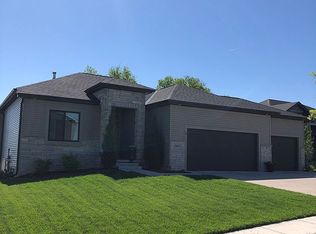 7800 S 66th St, Lincoln, NE 68516