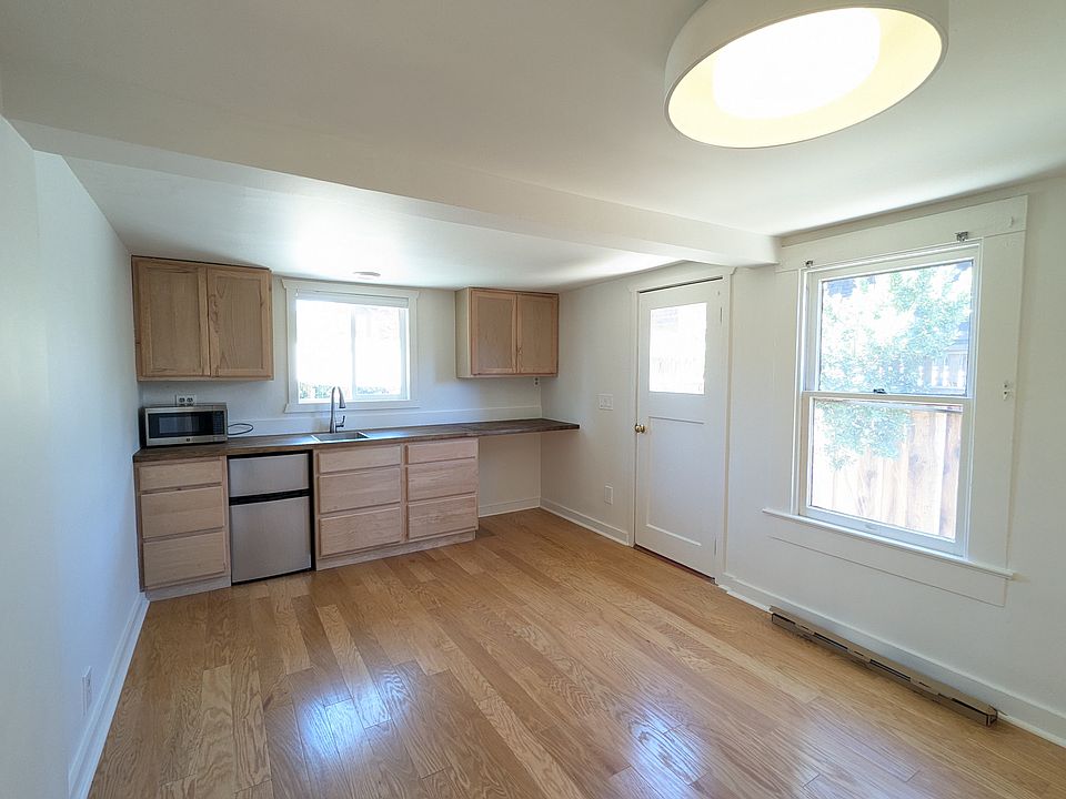1st image of 117 Kennan St #C