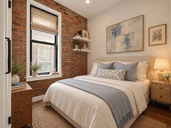 3rd image of 216 Thompson St #2G