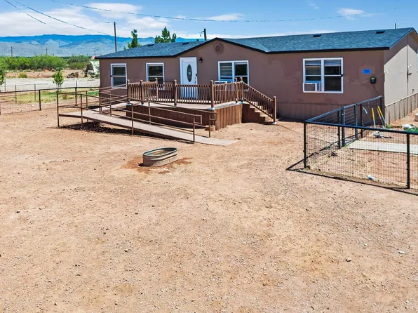 18 Center St, Alamogordo, NM 88310