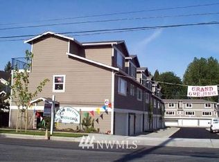 17915 80th Ave UNIT B-4, Kenmore, WA