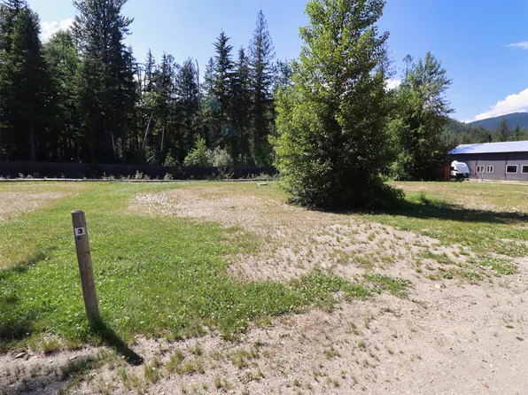 1701 Ireland Rd #3, Columbia Shuswap, BC V0E 1M0