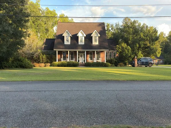 19 Honeysuckle Ln, Mc Rae, GA 31055