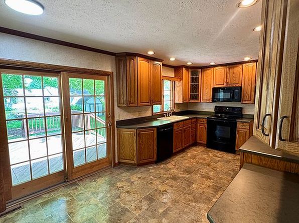 443 Lansing Rd