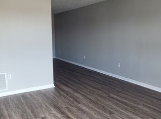 1643 Foxhaven Dr APT 14, Richmond, KY 40475