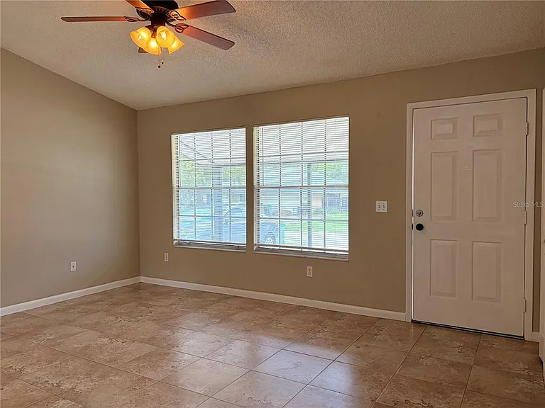 2965 Cottageville St — Photo 2