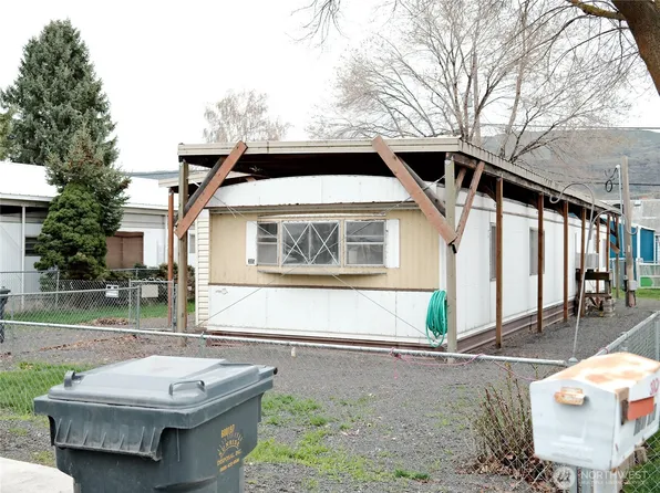 305 Burdin Boulevard, Grand Coulee, WA 99133