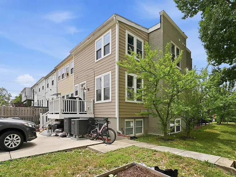 5521 3rd St NW #2 — Photo 37